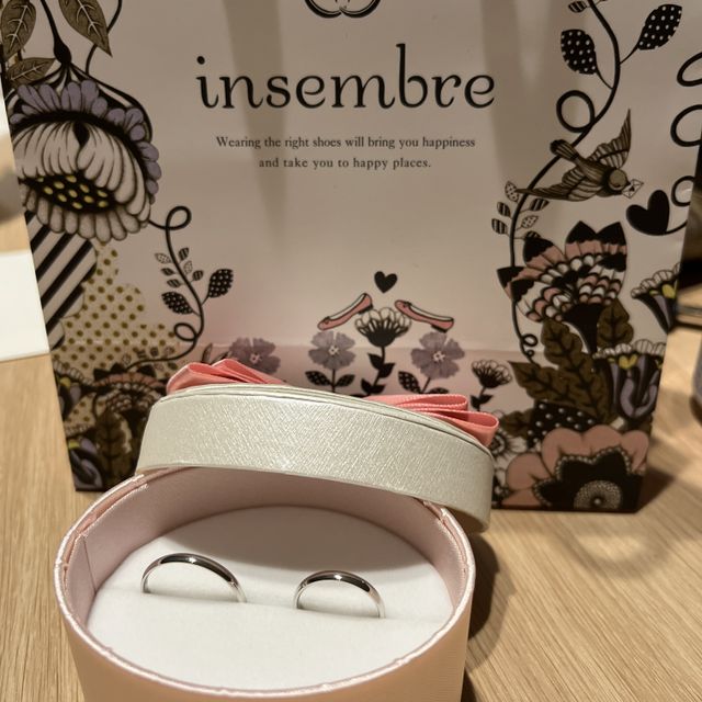 【insembre(インセンブレ)の口コミ】 安くてシンプルデザインが気に入りました！スタッフの対応も素敵で、色々…
