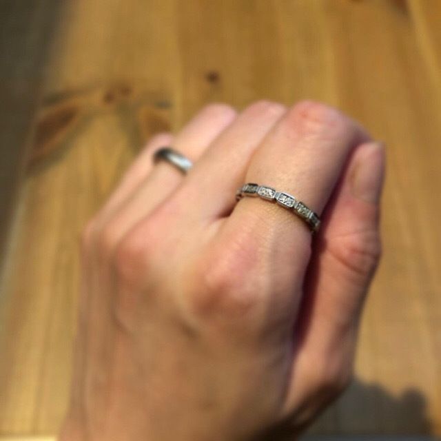 【シャネル(CHANEL)の口コミ】 派手すぎない方がおすすめだと思います。派手だとそれだけ金額がおおきく…