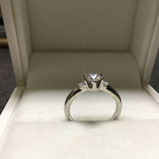 【ギンザタナカブライダル(GINZA TANAKA BRIDAL)の口コミ】 ダイヤの大きさ、デザイン、値段が総合的に良かった銀座田中ブライダルで…