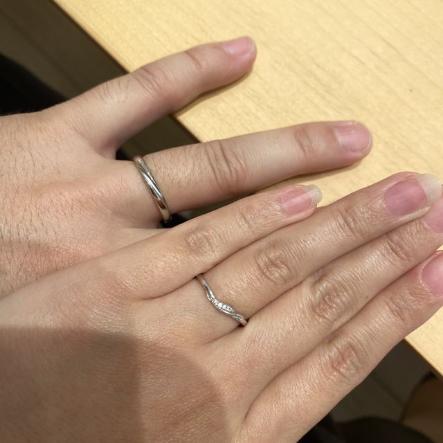 【BIJOUPIKO(ビジュピコ)の口コミ】 指輪のデザインは他の店舗に比べて個性的なものが多いなと感じました。ス…