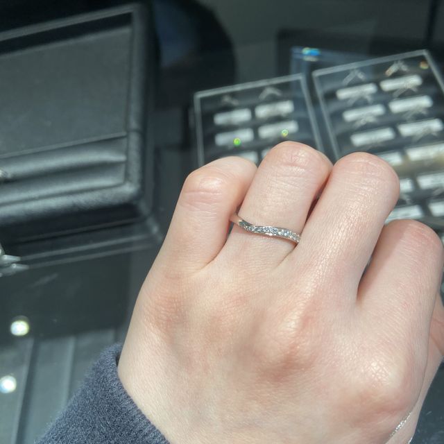 【エクセルコダイヤモンド(EXELCO DIAMOND)の口コミ】 シンプルなものがすきだけど、キラキラしているのも可愛い…と思い…