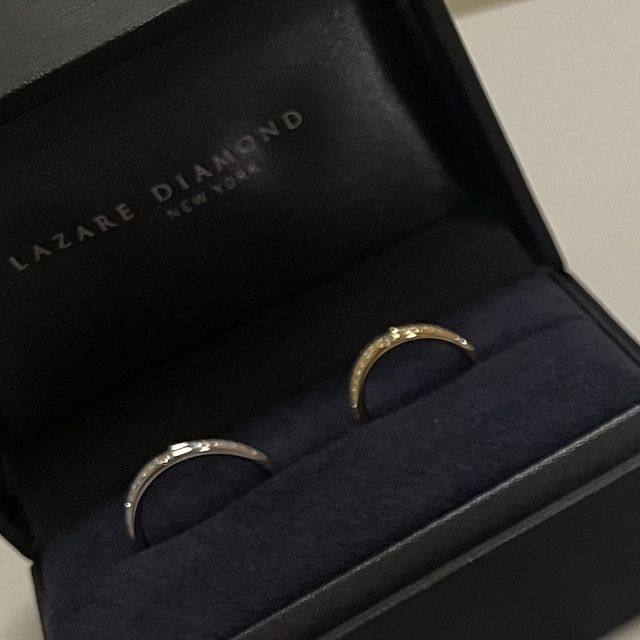 【ラザール ダイヤモンド(LAZARE DIAMOND)の口コミ】 指輪のデザインがとても素敵だったのと、ダイヤの輝きが綺麗なところに惹…