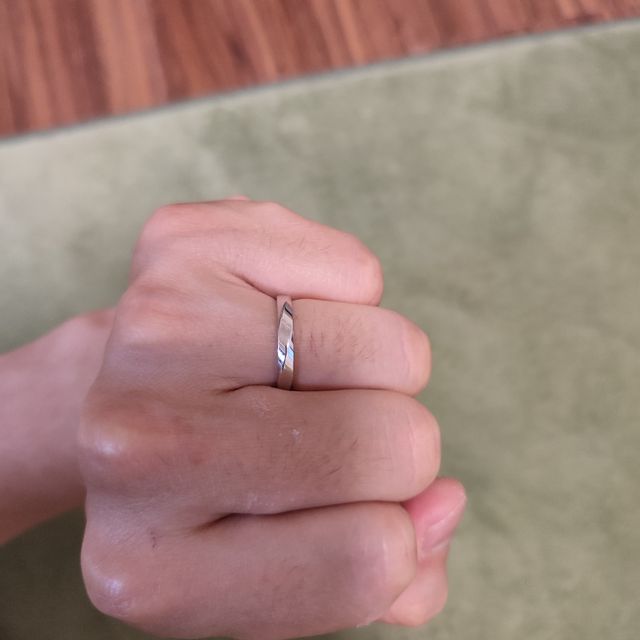 【アイプリモ(I-PRIMO)の口コミ】 デザイン
シンプルなもので検討していたが、実際に複数試着しているうちに…