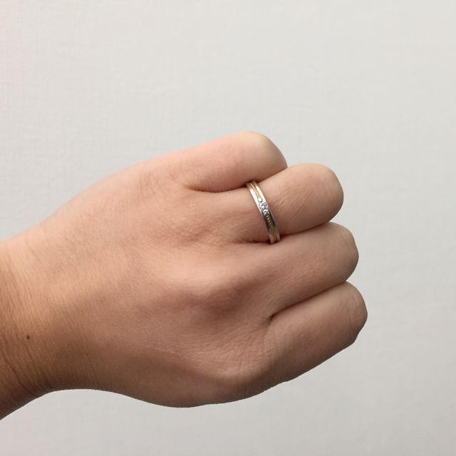 【アイプリモ(I-PRIMO)の口コミ】 私の希望はダイヤ入り、主人の希望は形がストレートだったので2人の希望に…