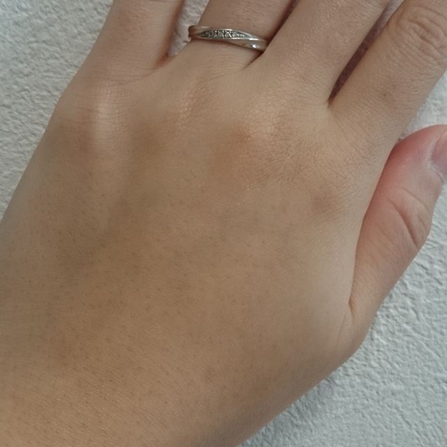 【ギンザタナカブライダル(GINZA TANAKA BRIDAL)の口コミ】 日常的に身に付けるものなので派手すぎず、少し個性的でもあるデザインを…