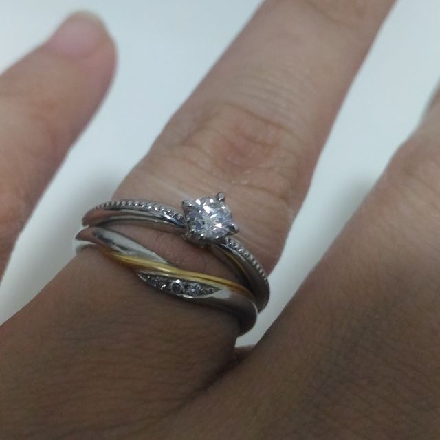 【ケイウノ ブライダル(K.UNO BRIDAL)の口コミ】 もともと指輪をつける習慣がなかったので、付けやすくシンプルなものを重…