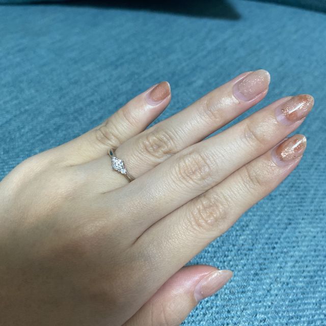 【アイプリモ(I-PRIMO)の口コミ】 プロポーズ後、リングデザインを後から変更できるタイプだったので、変更…