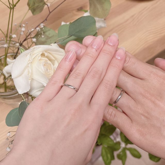 【アイプリモ(I-PRIMO)の口コミ】 1番の決め手はデザインです。一目惚れしました。ダイヤモンドが斜めに入っ…