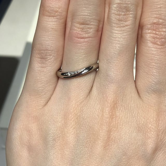 【銀座ダイヤモンドシライシの口コミ】 【指輪のデザインについて】
毎日着用しても飽きないシンプルなデザインで…
