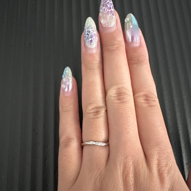 【BIJOUPIKO(ビジュピコ)の口コミ】 指輪のデザインが非常に気に入ったのでこちらの購入を決めました。最初に…