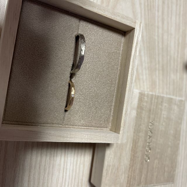 【YUKA HOJO(ユカホウジョウ)の口コミ】 マット加工で、変わったデザインの指輪を探していたところ、このブランド…