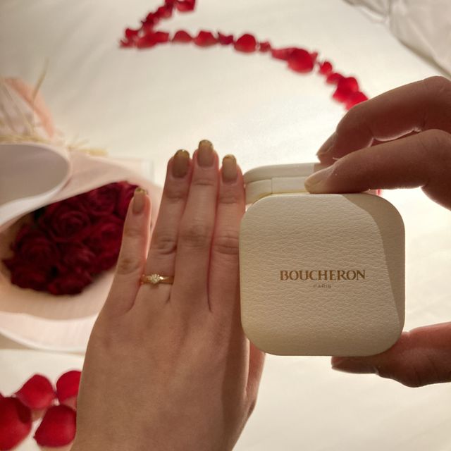 【ブシュロン(BOUCHERON)の口コミ】 2人で一緒に阪急梅田本店へ見に行き、デザイン性とお値段もお手頃なもので…