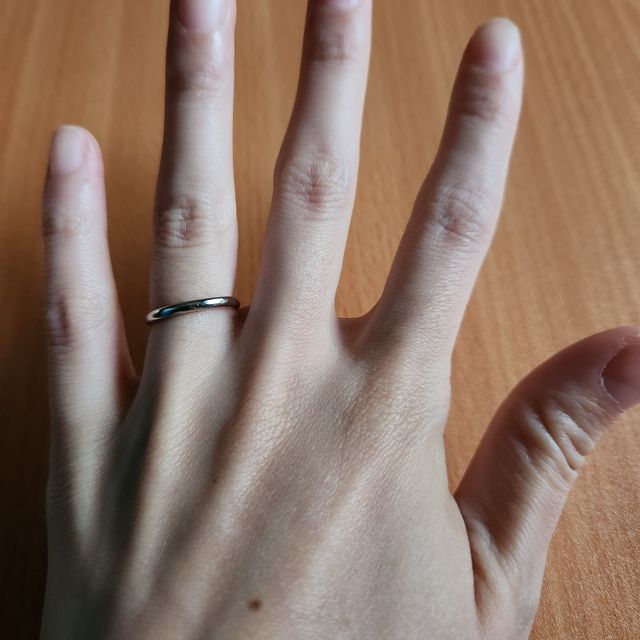 【4℃ BRIDAL(ヨンドシーブライダル)の口コミ】 シンプルで飽きのこないデザインを探していて､値段も予算内だったのでこち…