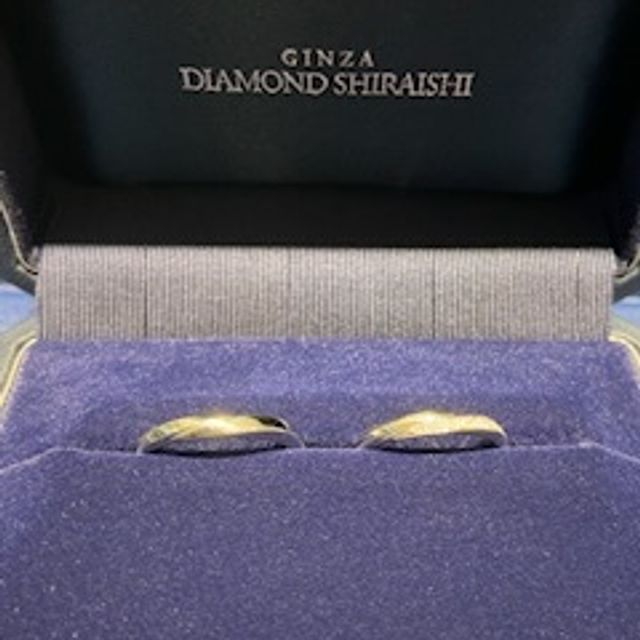 【銀座ダイヤモンドシライシの口コミ】 1.デザインが可愛かった。
2.価格が予算内だったこと。
3.接客してくれた…