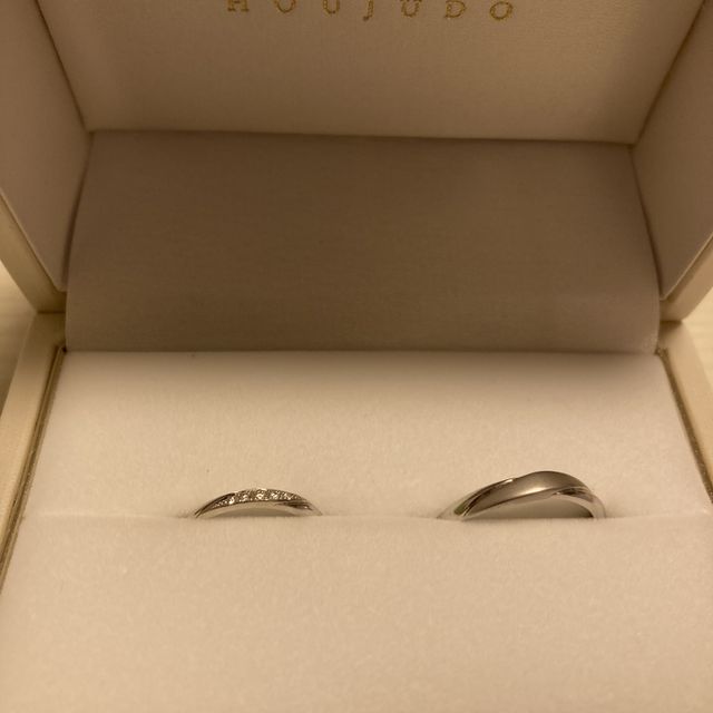 【宝寿堂(ほうじゅどう)の口コミ】 プロポーズの際に、宝寿堂の婚約ネックレスをいただき、友人と比べても明…