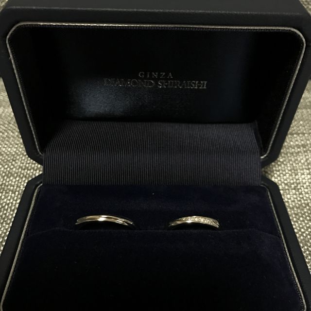【銀座ダイヤモンドシライシの口コミ】 指輪の形が私の中でこれがいいと決まっていて、他の店舗2件見たんですが、…