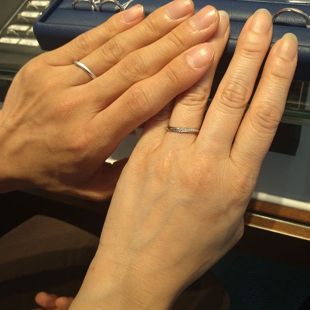 【銀座ダイヤモンドシライシの口コミ】 指輪のデザインは基本シンプルで、永く親しめるものが多いです。
なにより…
