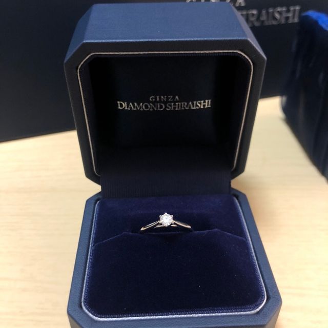 【銀座ダイヤモンドシライシの口コミ】 シンプルなデザインの婚約指輪を探していました。色んなブランドを検討し…