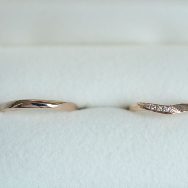 【CRAFY(クラフィ)の口コミ】 デザイン:お互いが理想とするデザイン(シンプル、上品さ)
素材:アレルギー…