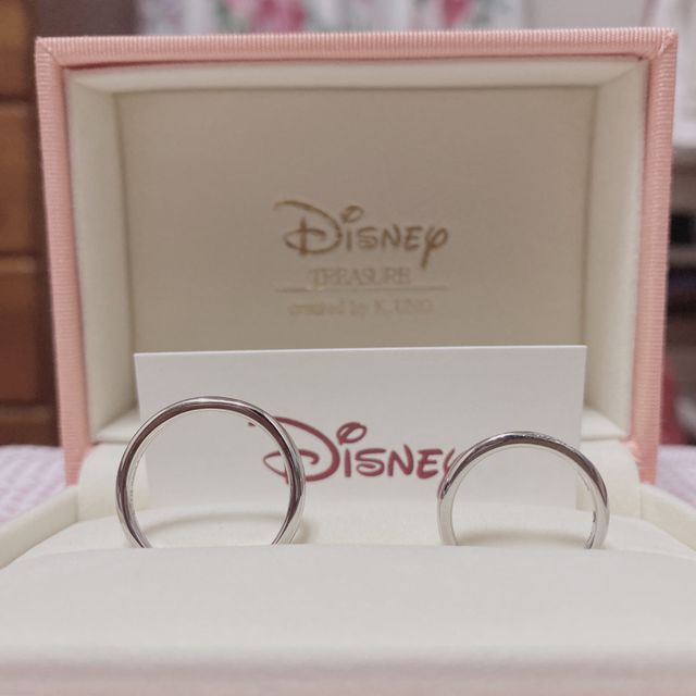 【ケイウノ ブライダル(K.UNO BRIDAL)の口コミ】 何種類か実際に触ったり、指にはめさせてもらいましたが、それぞれがつけ…