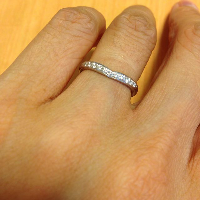 【俄(にわか)の口コミ】 気になっていた他のデザインも試してみたが、実際にはめてみるとこの睡蓮…