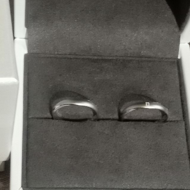 【BONDS(ボンズ)の口コミ】 飽きがこないシンプルなデザインを探しており、印象としてピッタリなもの…