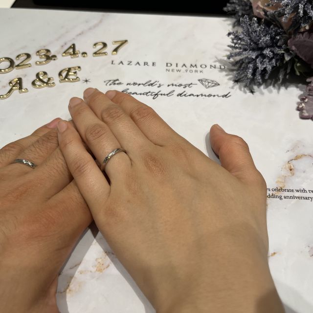 【ラザール ダイヤモンド(LAZARE DIAMOND)の口コミ】 元々、ダイヤモンドやキラキラのないシンプルなものがよかったですが、こ…