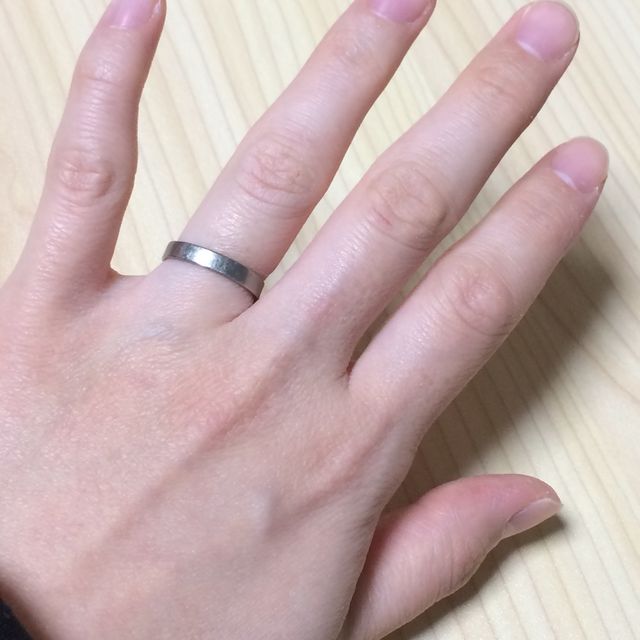 【プロドットコムの口コミ】 主人が金属アレルギーなのでチタン製の指輪を探していました。
シンプルな…
