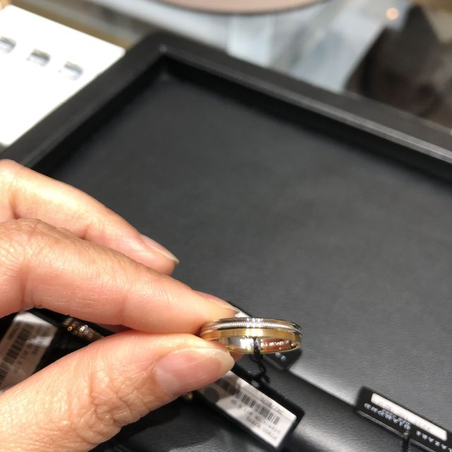 【ラザール ダイヤモンド(LAZARE DIAMOND)の口コミ】 ニューヨークを感じさせるシンプルだけどスタイリッシュなカッコいいデザ…