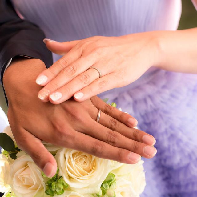 【4℃ BRIDAL(ヨンドシーブライダル)の口コミ】 デザインが気に入った。
値段もちょうど良かった。
色々なお店を見たけれ…