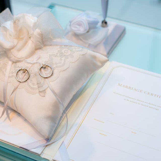 【4℃ BRIDAL(ヨンドシーブライダル)の口コミ】 デザインが気に入った。
値段もちょうど良かった。
色々なお店を見たけれ…