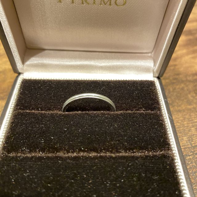 【アイプリモ(I-PRIMO)の口コミ】 指輪の決め手はやはりデザインです。日常的に着用できるようにあまり目立…