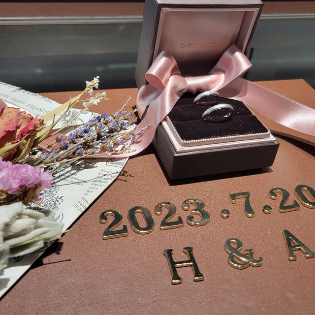 【アイプリモ(I-PRIMO)の口コミ】 ストレートのシンプルな指輪が好みだったのと傷も目立ちづらいつや消しの…