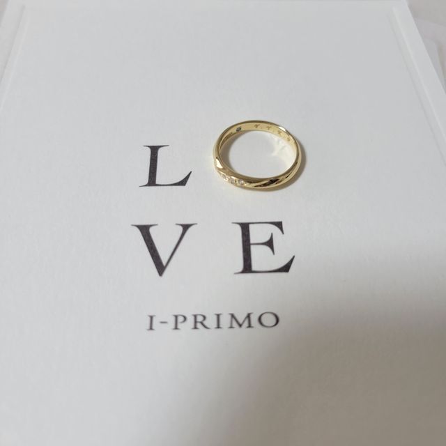 【アイプリモ(I-PRIMO)の口コミ】 ゴールドのシンプルで探してたけどたくさん試着させていただき、
ダイヤの…