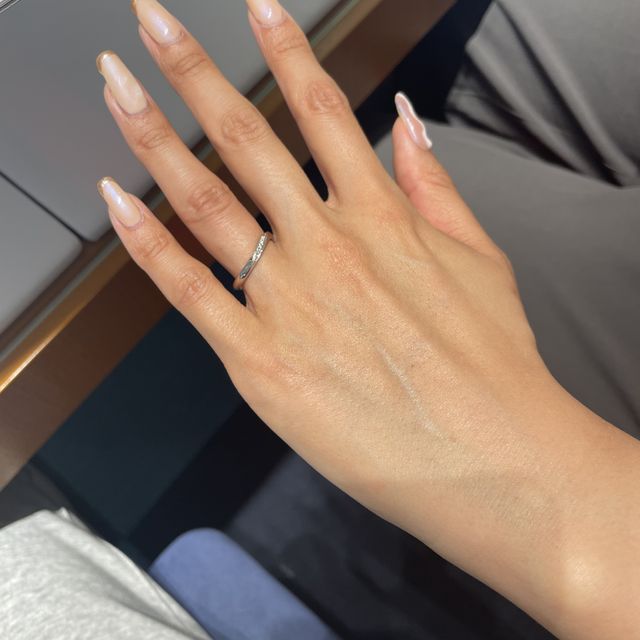 【銀座ダイヤモンドシライシの口コミ】 様々なデザインから自分の好みの物を見つけることごできた。派手すぎずい…