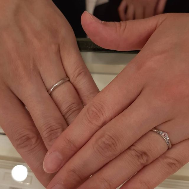 【Mariage ent(マリアージュエント)の口コミ】 指へのフィット感やデザインで決めました。たくさんの種類や希望に沿った…