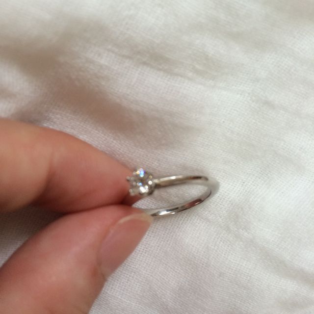 【ティファニー(Tiffany & Co.)の口コミ】 二人の結婚前のペアリングがティファニーだったので、こちらのものにしま…