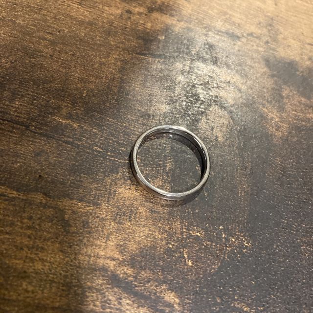 【銀座ダイヤモンドシライシの口コミ】 デザイン、品質、価格、接客の総合で判断しました。特にシンプルなデザイ…