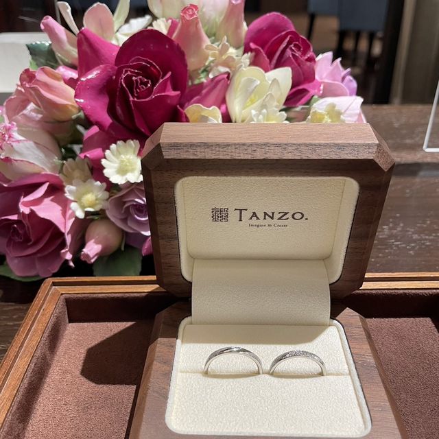 【TANZO.(鍛造指輪)の口コミ】 デザインがとても素敵なのと、強度にこだわっておられるので、とても安心…