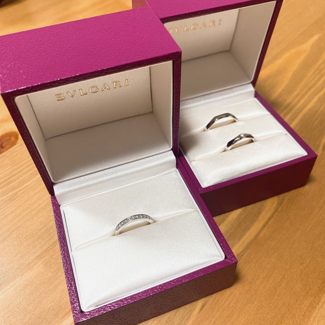 【ブルガリ(BVLGARI)の口コミ】 ただの輪っかではなく、人と被らないデザイン性のある結婚指輪を探してい…