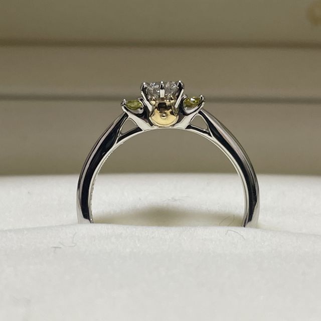 【ケイウノ ブライダル(K.UNO BRIDAL)の口コミ】 婚約者がプーさん好きということで、プーさんをモチーフにした指輪を検討…