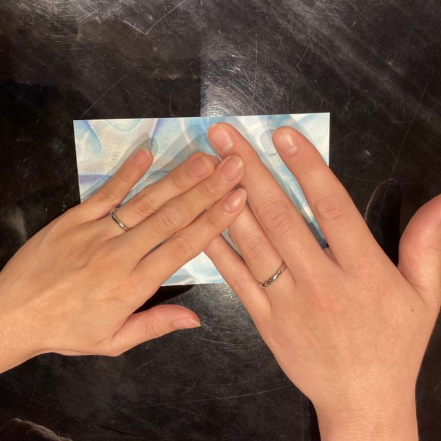 【ケイウノ ブライダル(K.UNO BRIDAL)の口コミ】 普通の指輪とは違う2人だけの指輪が欲しかった
肌馴染みが良いものを求め…