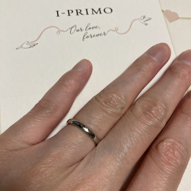 【アイプリモ(I-PRIMO)の口コミ】 ストレートタイプのシンプルな指輪を探していました。また、毎日つけるこ…