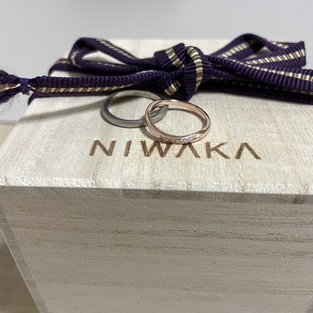 【俄(にわか)の口コミ】 仕事柄も派手でごつごつしたものは嫌だったので、シンプルでも可愛くて周…