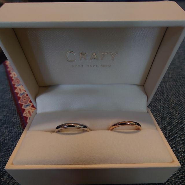 【CRAFY(クラフィ)の口コミ】 ぼんやりとシンプルなデザインが良いと考えていたが、店員さんが丁寧にア…