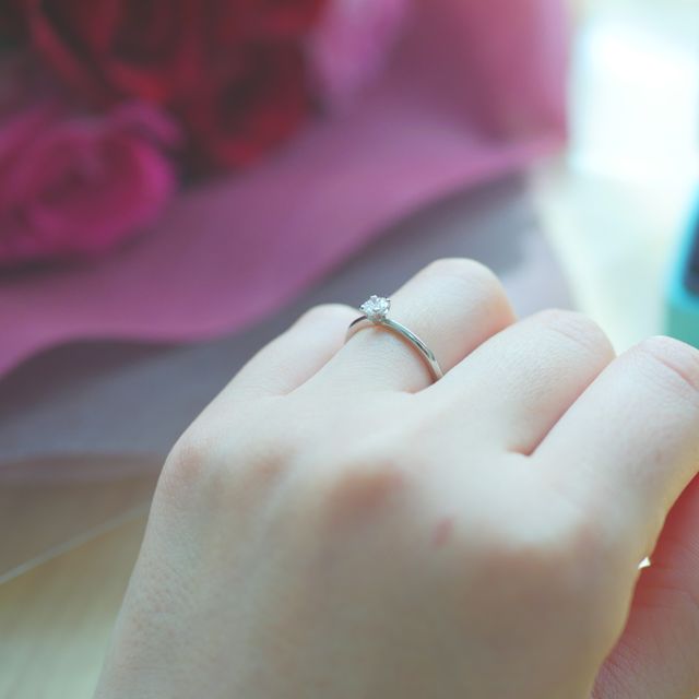 【ティファニー(Tiffany & Co.)の口コミ】 婚約指輪も一緒に探しに行きました。Tiffany& Co.はもともと憧れがあ…