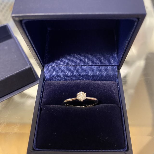 【銀座ダイヤモンドシライシの口コミ】 予算に見合った接客をしていただけたかと思っています。
接客も丁寧で、わ…