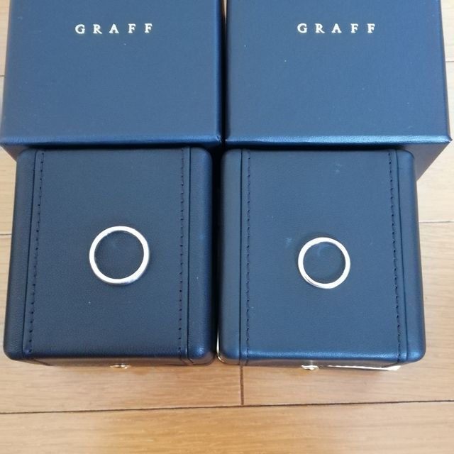 【グラフ(GRAFF)の口コミ】 婚約指輪と同じブランドで考えており、同じブランドの中でシンプルな指輪…