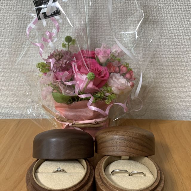 【COLANY(コラニー)の口コミ】 ・自分も妻も最高に気に入った、蘇鉄の葉のデザイン！
・鏡に映った姿で一…