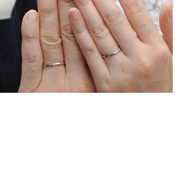 【俄(にわか)の口コミ】 細身でシンプルなものを希望していたこと。
私（花嫁）が京都出身であると…